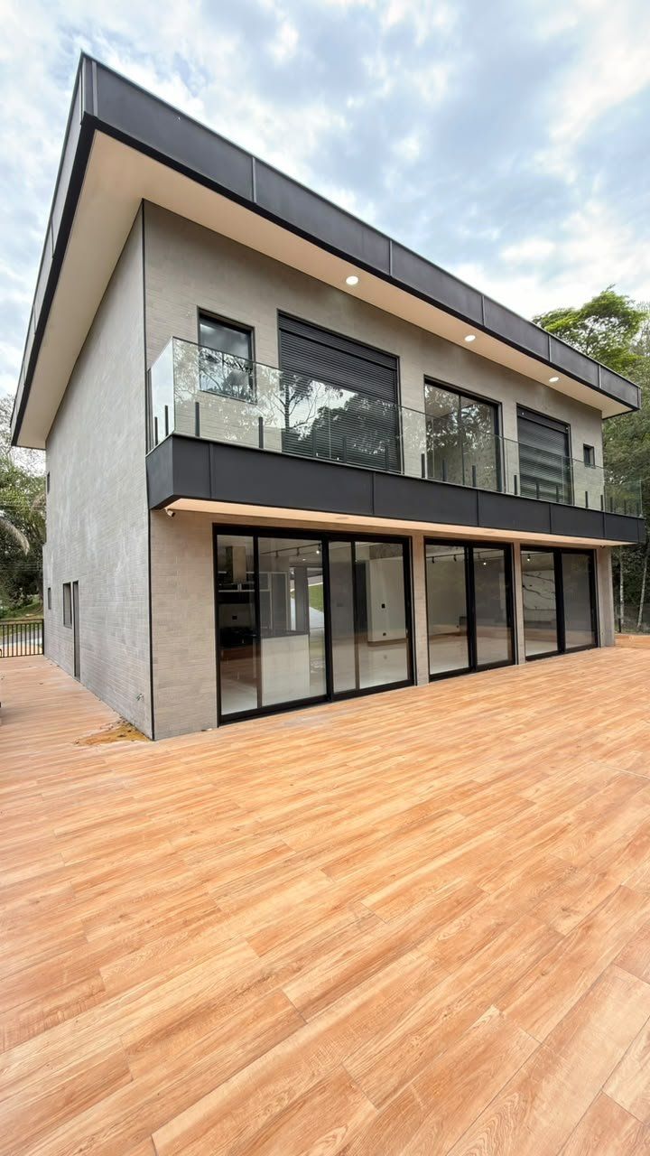 Casa de 3 dormitórios — Jd. São João, Jandira (foto 4)